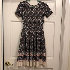 LuLaRoe Small Amelia Dress Beautiful Border Print